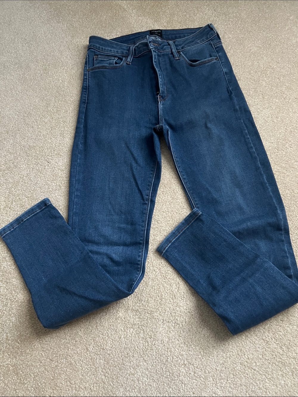 Just Black Women’s Slim Straight Dark Blue Jean Jeggings Size 29